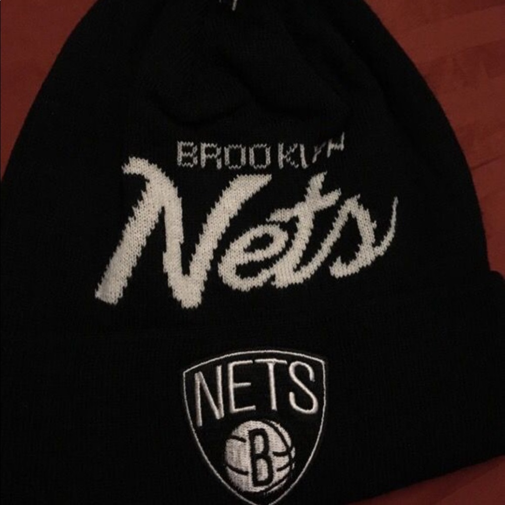 Nets beanie